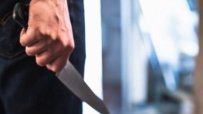 Afgan mülteci 3 kadını bıçaklayarak öldürdü