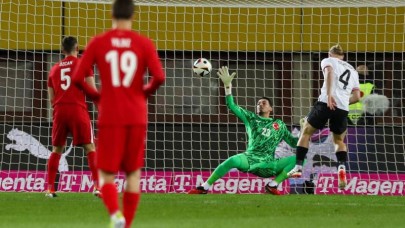 Avusturya'da rezalet. Milli Takım 6 yedi Montella'nın bahanesi şaşkınlık yarattı