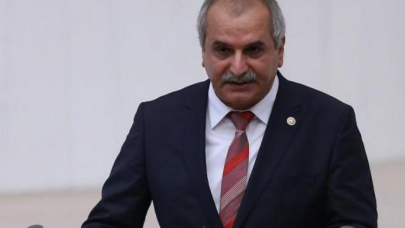 Eski İYİ Parti milletvekili  Ahmet Çelik kardeşi tarafından bıçaklandı!