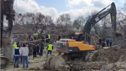 Tekirdağ'da hızlı tren hattı çalışmasında göçük: 2 işçi toprak altında kaldı!