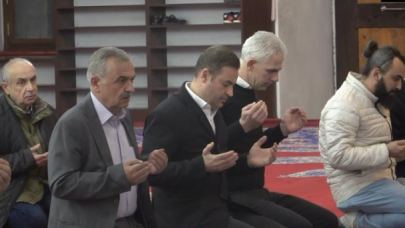 74 yıl sonra CHP'nin kazandığı kentte şükür namazı!