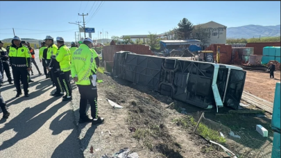 Malatya'da otobüs devrildi: 15 yaralı!