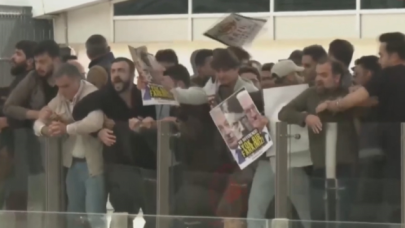 Sirkeci Garı'nda Almanya Cumhurbaşkanı protesto edildi!