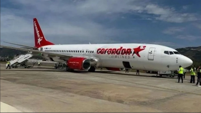 Bir uçak daha gövdesi üzerine indi! Uçaktakiler tahliye edildi