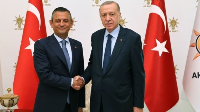 8 yıl sonra bir ilk: Cumhurbaşkanı Erdoğan ve CHP lideri Özel arasındaki görüşme yapıldı