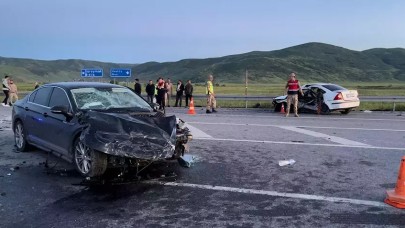Muş'ta korkunç kaza: Şemdin Tulgar,  Samet Tulgar,  Selcan Tulgar öldü