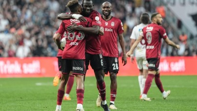 Beşiktaş Hatayspor karşısında yenilgiden 90+7'de kurtuldu