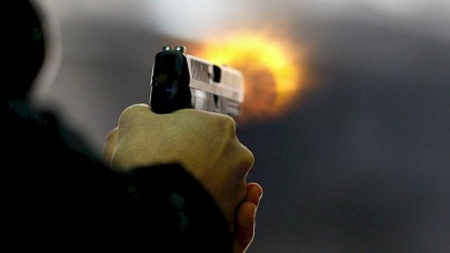 Silahlı saldırı. Yaylım ateşe tuttular. 12 kişi öldü