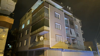 İzmir'de karısını boğduktan sonra intihar etti. İbrahim Köçer ve Nurtaç Köçer öldü