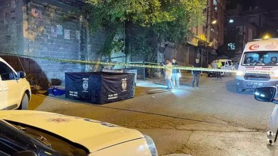 Genç kadının cesedi çöp konteynerinde bulundu