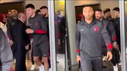 Cenk Tosun'un Mehmet Büyükekşi'nin elini neden sıkmadığı ortaya çıktı!