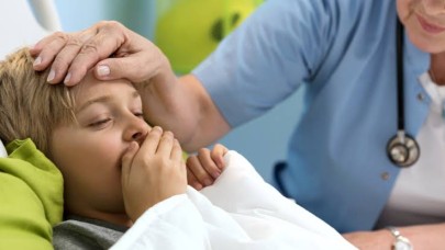 Ebeveynler dikkat! Bir dönemin çok sık görülen hastalığı yeniden hortladı