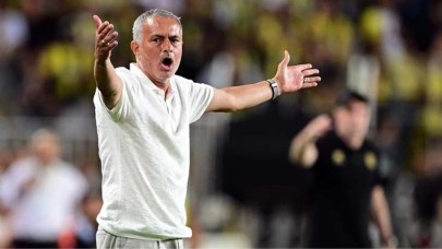 Mourinho Fenerbahçelileri üzecek haberi verdi