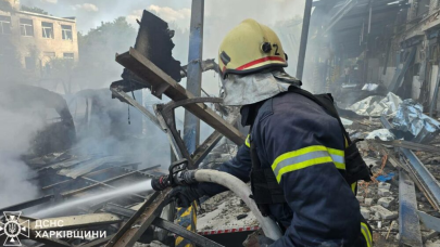 Rusya,  Harkiv’de postaneyi vurdu: 1 ölü,  10 yaralı