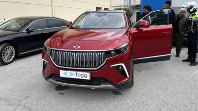 CHP'li belediye'den TOGG hamlesi: Makam aracını düğün arabası olarak tahsis etti