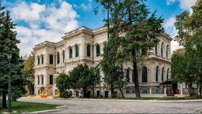 Yıldız Sarayı 100 yıl sonra  ziyaretçilerini ağırlayacak!
