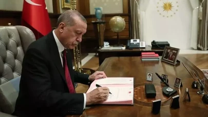Cumhurbaşkanı Erdoğan imzaladı,  TSK'da üç ordu komutanı değişti: Balyoz'dan yargılanan asker detayı dikkat çekti!