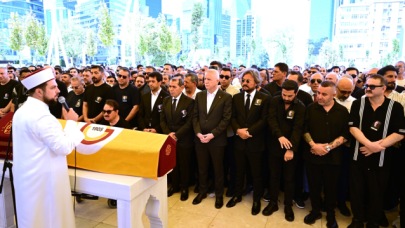 Aydemir Akbaş son yolculuğuna uğurlandı!