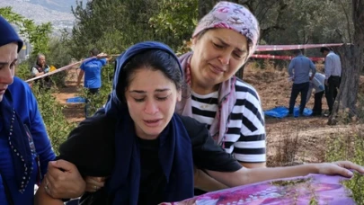 Babaları tarafından öldürülen 3 çocuğun cenazesinde anne ortaya çıktı! İmam helallik istemedi