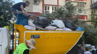 Batman'da  2 katlı evden 20 ton çöp çıktı!