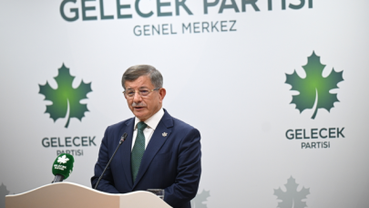 Davutoğlu'ndan "AK Parti" iddialarına yanıt!