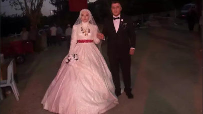 Düğün gecesi kazada ölen Mustafa Özer ile eşi Havvanur Özer yanyana toprağa verildi!