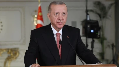 Cumhurbaşkanı Erdoğan: Para babalarına peşkeş çekiyorlar