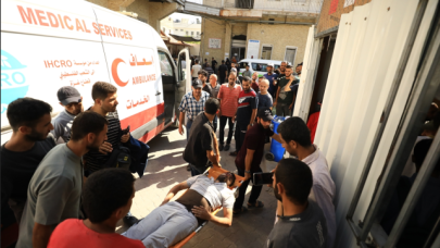 İsrail'den Gazze'de iki okula saldırı: 25 kişi yaşamını yitirdi,  çok sayıda yaralı!