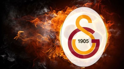 Galatasaray  Kolombiyalı golcüyü transfer ettiğini resmen açıkladı. İmzayı attı formayı giydi