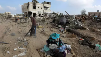 İsrail  "insani bölge"de su hatlarını yıktı!