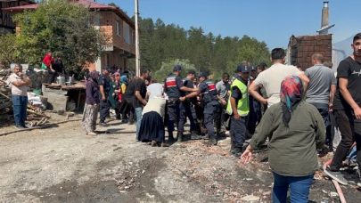 Kastamonu'da yangın faciası: 16 yaşındaki  Alperen Bulanıkoğlu öldü,  üç ev kül oldu