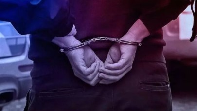 Milli Beraberlik Partisi'nin genel merkezine uyuşturucu operasyonu:7 gözaltı