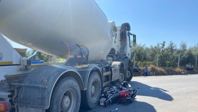 Manisa'da feci kaza! Motosiklet sürücüsü Tolga Elmas  hayatını kaybetti