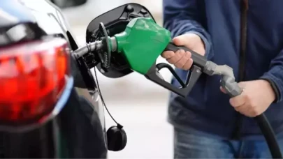 Araç sahiplerine kötü haber: Akaryakıta okkalı zam