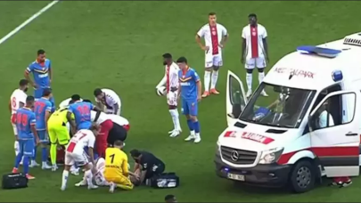 Korkutan sakatlık! Ambulansla hastaneye kaldırıldı
