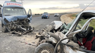 Şanlıurfa'da feci kaza!  Zeki Karabulut yaşamını yitirdi 8 yaralı