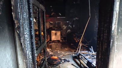 Şanlıurfa'da çıkan ev yangını korkuttu