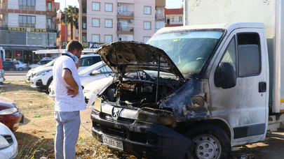 Kontağı çevirdi,  kamyoneti alev alev yandı