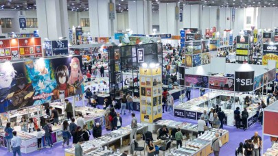 İzmir Kitap Fuarı Kapılarını Açtı: Sinema ve Edebiyat Rüzgarı