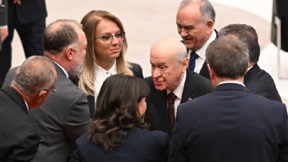 MHP Lideri Bahçeli Dem Partililerle tokalaşmasının nedenini açıkladı