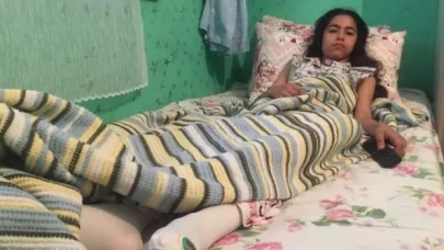 Ezel Erdem’den adalet çağrısı: "Ben nasıl eve mahkûm kaldıysam o da dört duvar arasına girsin"