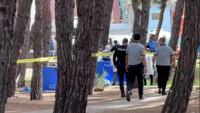 Bakırköy hastane bahçesinde dehşet: Eşini öldürüp intihar etti!