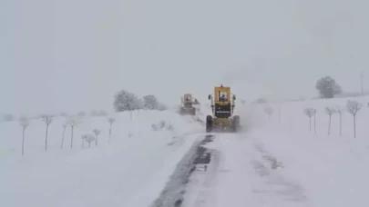 Yoğun kar yağışı sebebiyle eğitime ara verdirildi: İşte tatil edilen iller!