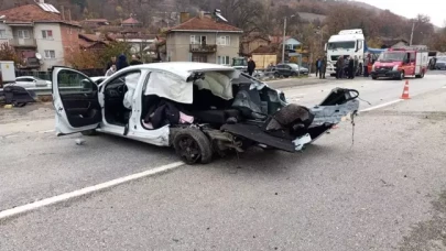 Bilecik’te feci kaza: Anne ve 3 yaşındaki kızı hayatını kaybetti