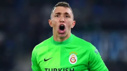 Galatasaray,  Muslera beklenirken 62 milyonluk kaleci ile konuşuyor