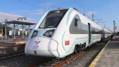 Mucize kurtuluş: Trenin altında kalan adam sağ çıktı