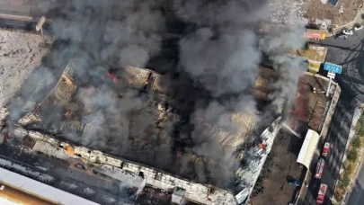 Kayseri’de mobilya fabrikasında yangın: 3 kişi yaşamını kaybetti!