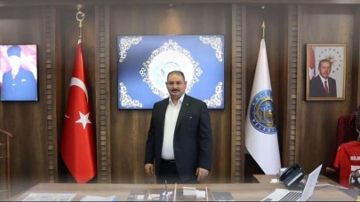 Silahlı saldırıya uğrayan belediye başkanı hayatını kaybetti