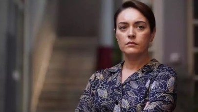 Sevenlerine müjde: Ezgi Mola ekranlara dönüyor