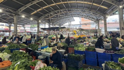 Semt pazarlarında fiyatlar arttı,  vatandaşların ilgisi azaldı